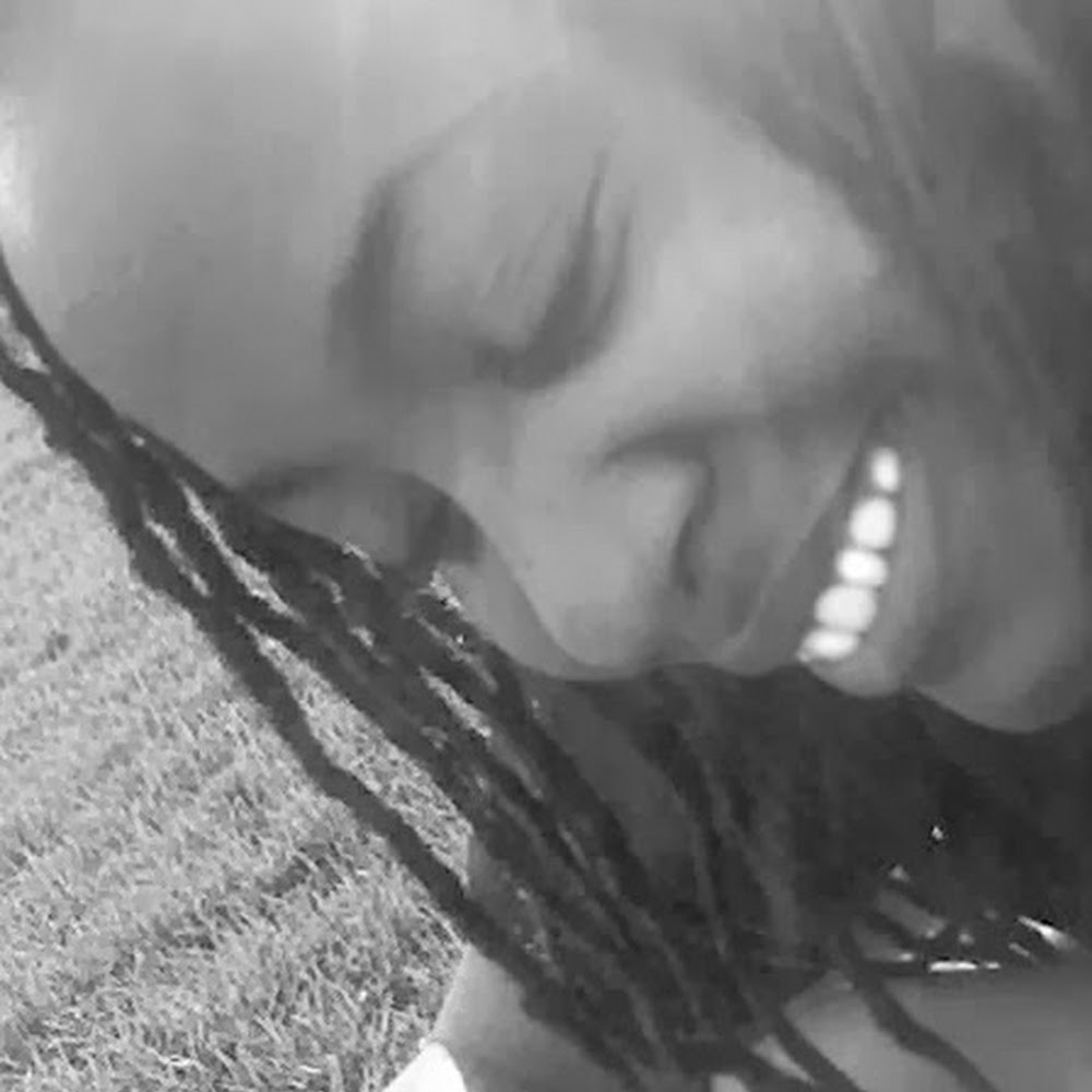 Meet your Posher, Rynea